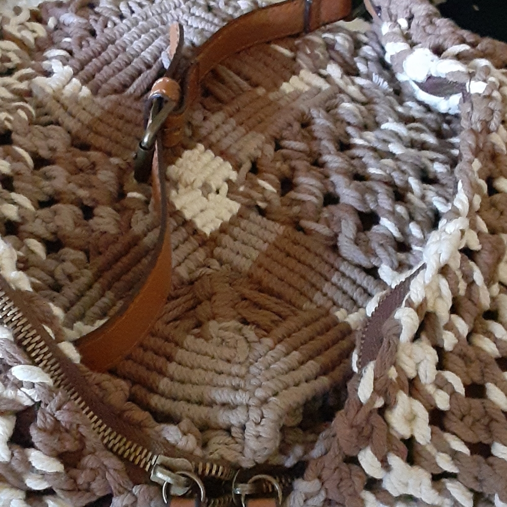Lucky hobo bag